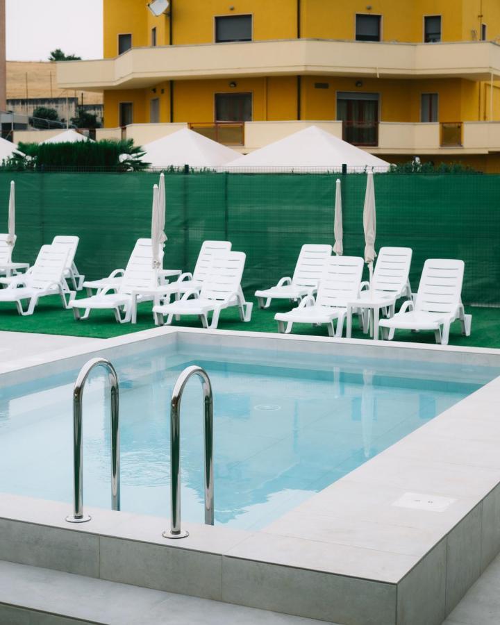 Hotel La Tavernetta Кампобассо Экстерьер фото